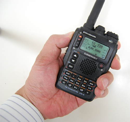 YAESU ヤエス VX-8D トリプルバンド 50M/144M/430Mhz 盗聴器/エアー 